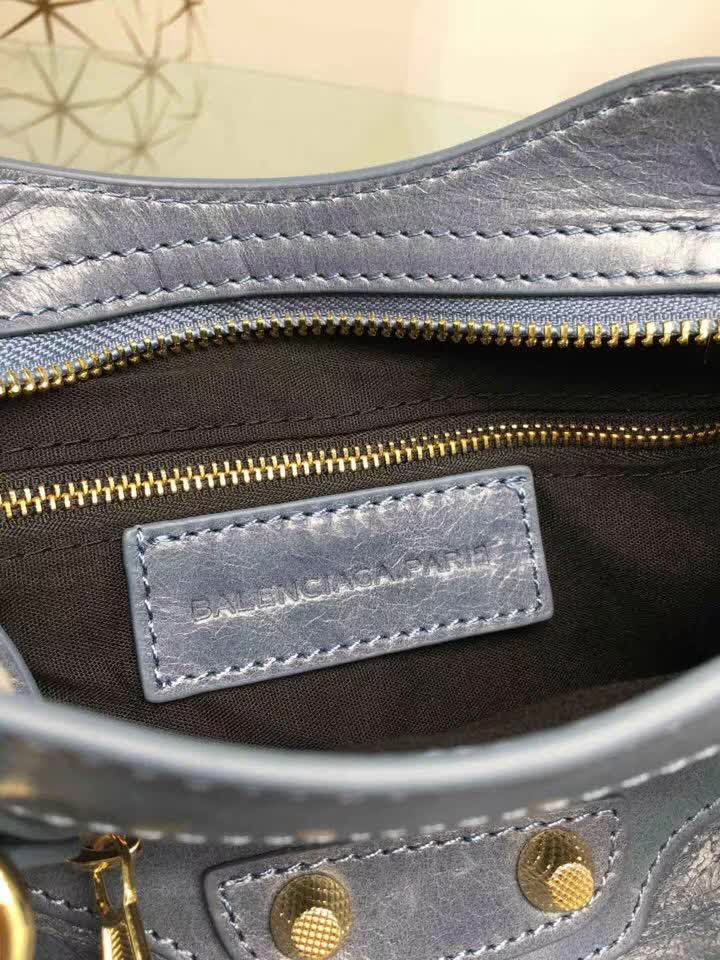 BALENCIAG巴黎世家 義大利進口 原版油蠟頭層牛皮 香皮小銀釘 時尚百搭 手提肩背斜挎包  BL1572
